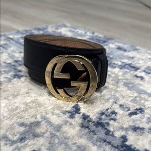 Gucci Black Belt with Gold Logo Buckle